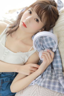 彩衣旬果